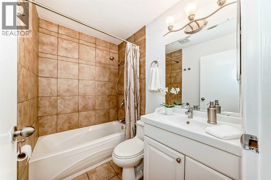 Single Family House for Sale in    Avenue SW Windsor Park Calgary 