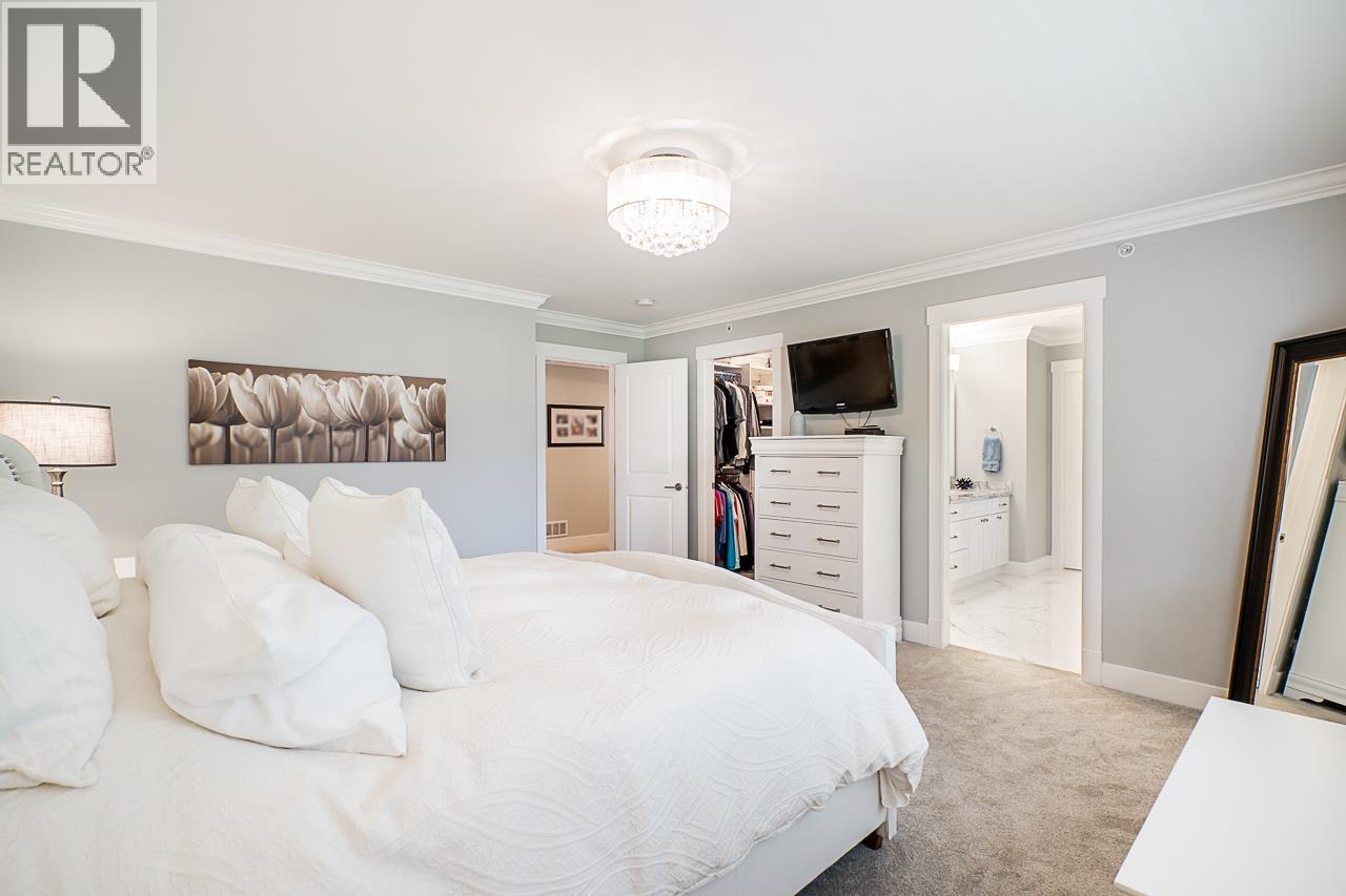Photo 8 of 13017 237 A Street, Maple Ridge BC