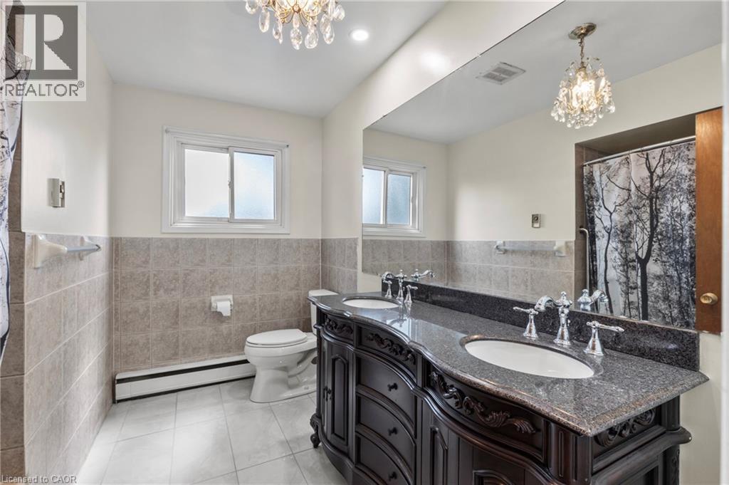Photo 18 of 3050 Woodward Avenue, Burlington ON