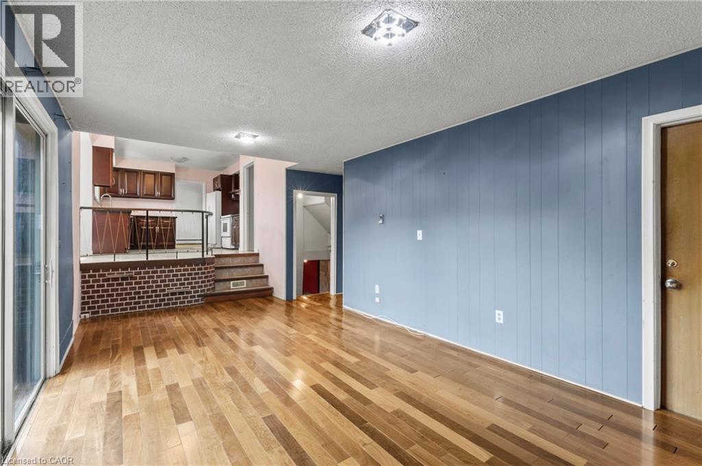 Photo 20 of 3050 Woodward Avenue, Burlington ON
