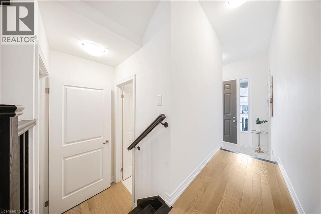 Photo 17 of 168 Beckview Drive, Kitchener ON