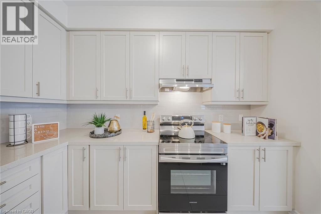 Photo 21 of 168 Beckview Drive, Kitchener ON