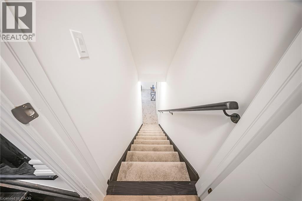 Photo 42 of 168 Beckview Drive, Kitchener ON