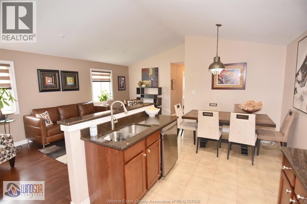 Photo 22 of 2271 Lamont Street, Windsor ON