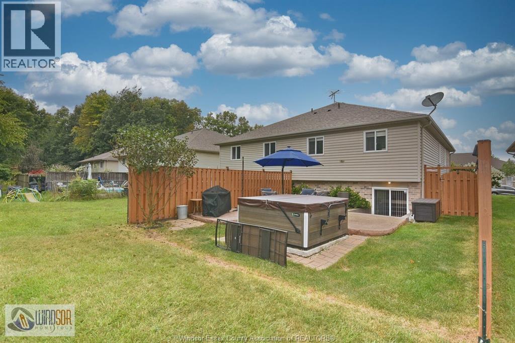 Photo 31 of 2271 Lamont Street, Windsor ON