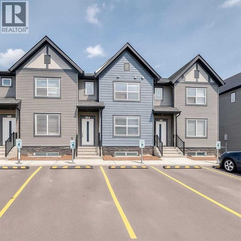 106, 75 Evanscrest Common NW, Calgary, Alberta