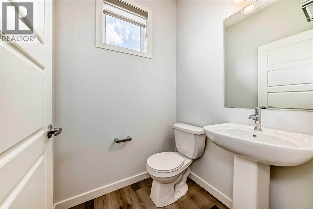 Single Family House for Sale in   Evanscrest Common NW Evanston Calgary 