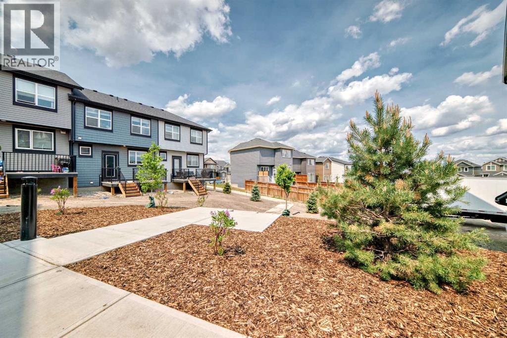 Single Family House for Sale in   Evanscrest Common NW Evanston Calgary 