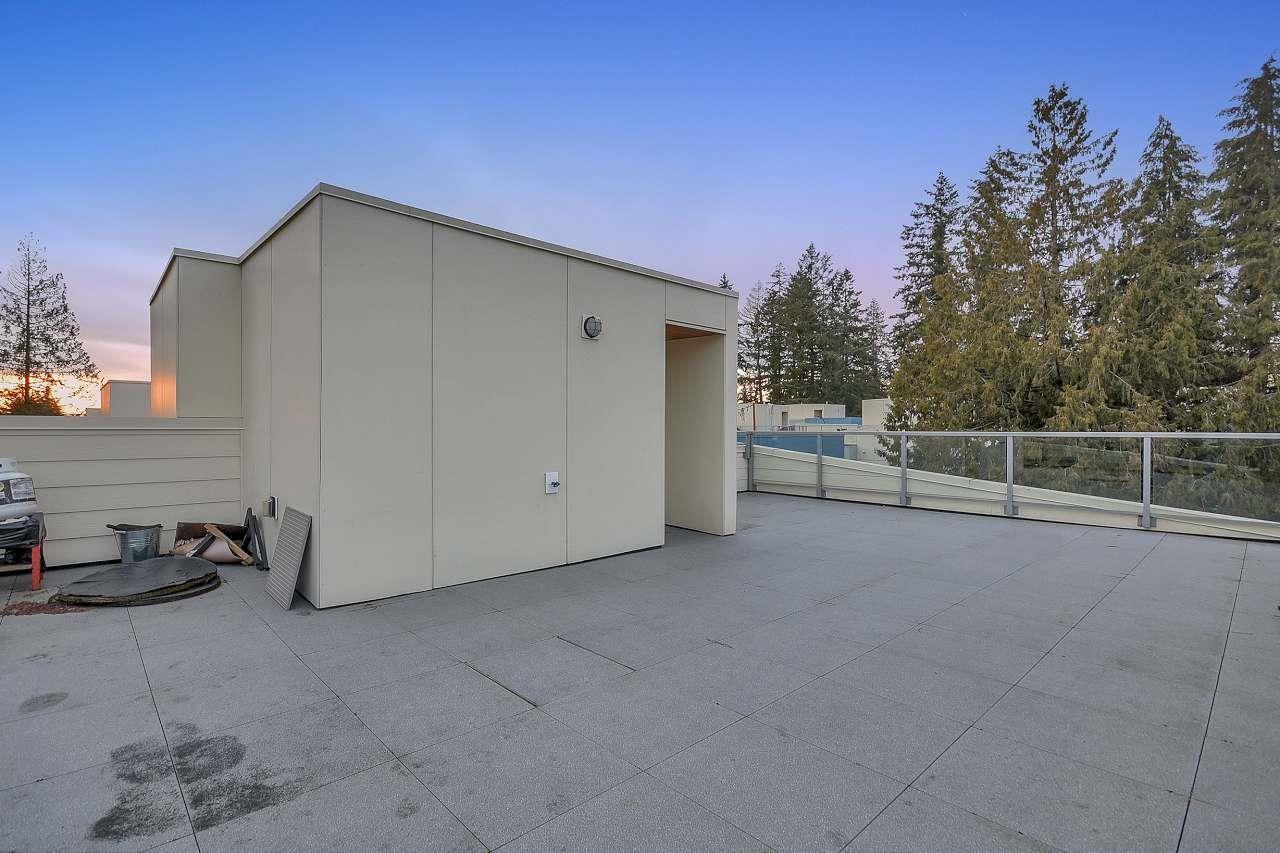 Photo 3 of 18 5858 132 Street, Surrey BC