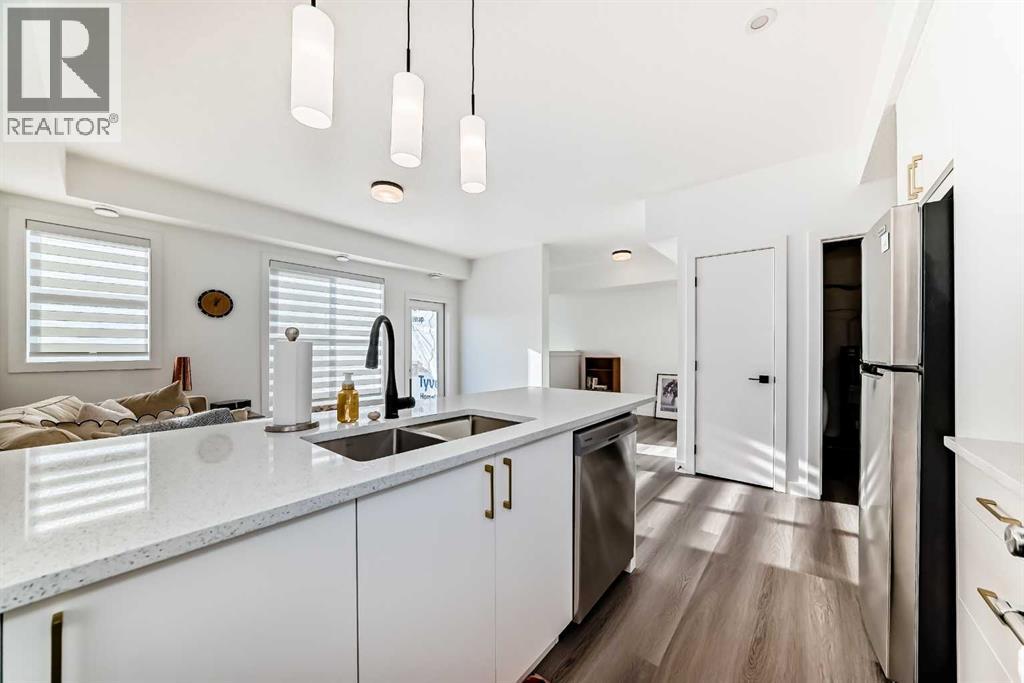Single Family House 3 Level for Sale in    Street SW Springbank Hill Calgary 