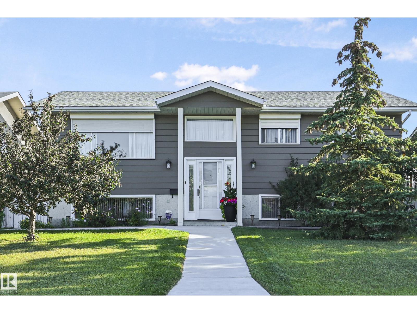 Photo 1 of 9504 143 Av Nw, Edmonton AB
