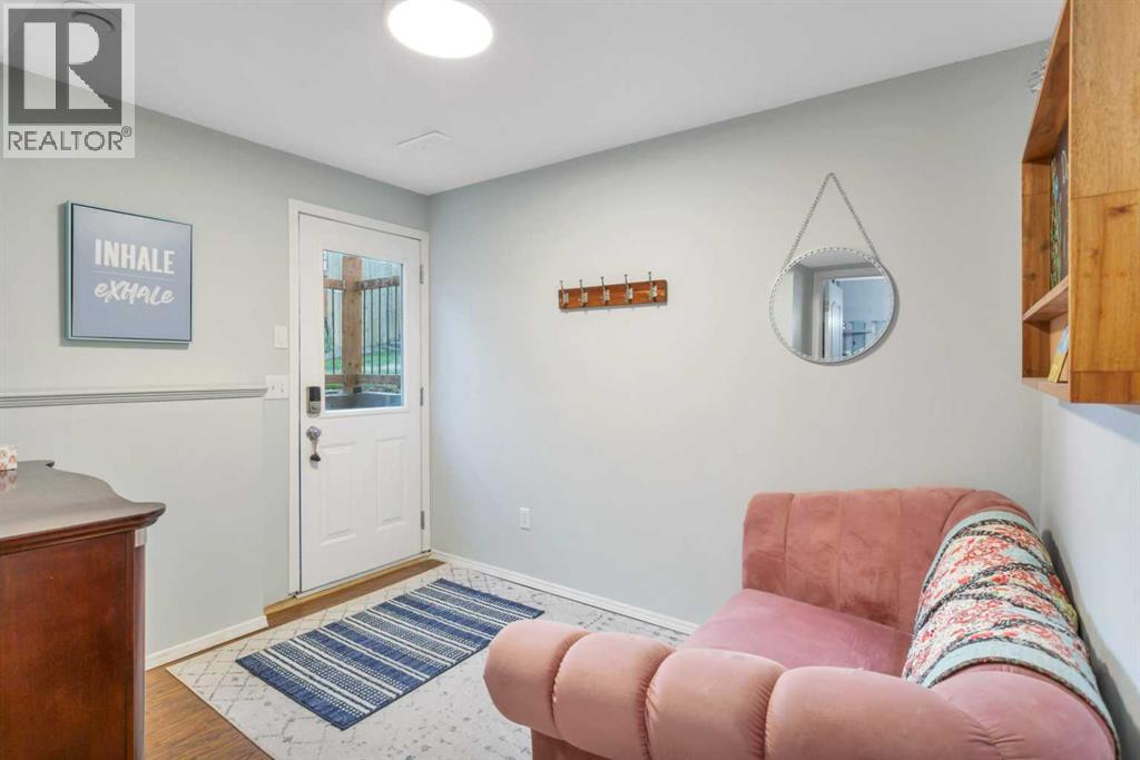Single Family House Bi-level for Sale in  Lexington Close Lincoln Park Lacombe 