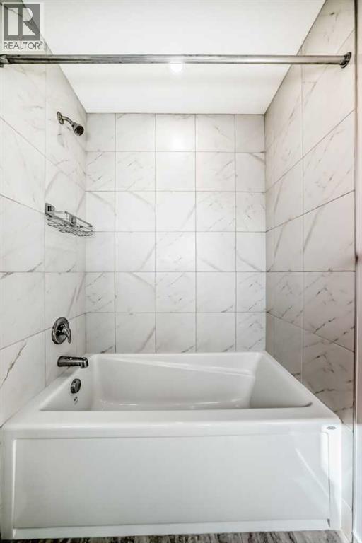 Photo 23 of 145 Yorkville Boulevard Sw, Calgary AB