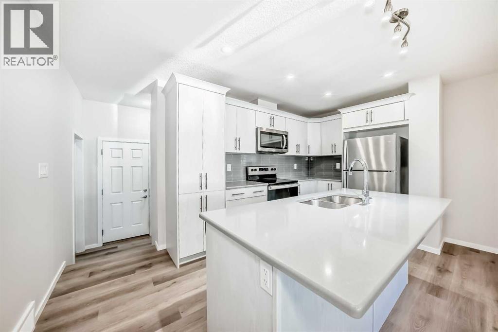 Photo 8 of 145 Yorkville Boulevard Sw, Calgary AB