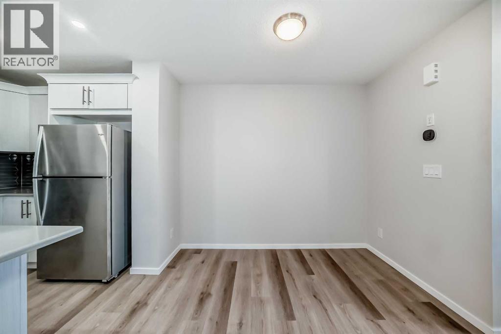 Photo 9 of 145 Yorkville Boulevard Sw, Calgary AB