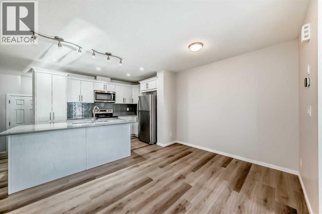 Photo 11 of 145 Yorkville Boulevard Sw, Calgary AB