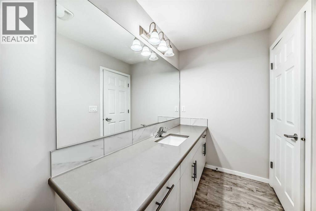 Photo 30 of 145 Yorkville Boulevard Sw, Calgary AB
