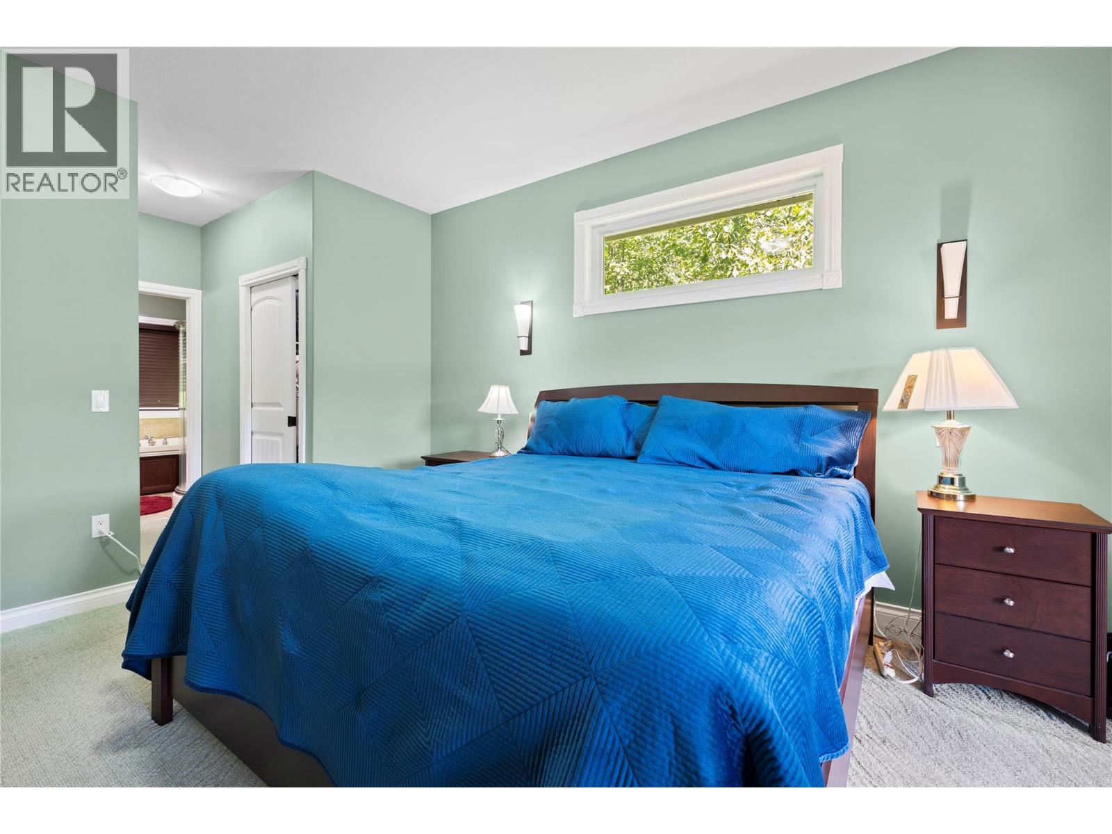 8738 Squilax Anglemont Road, St. Ives