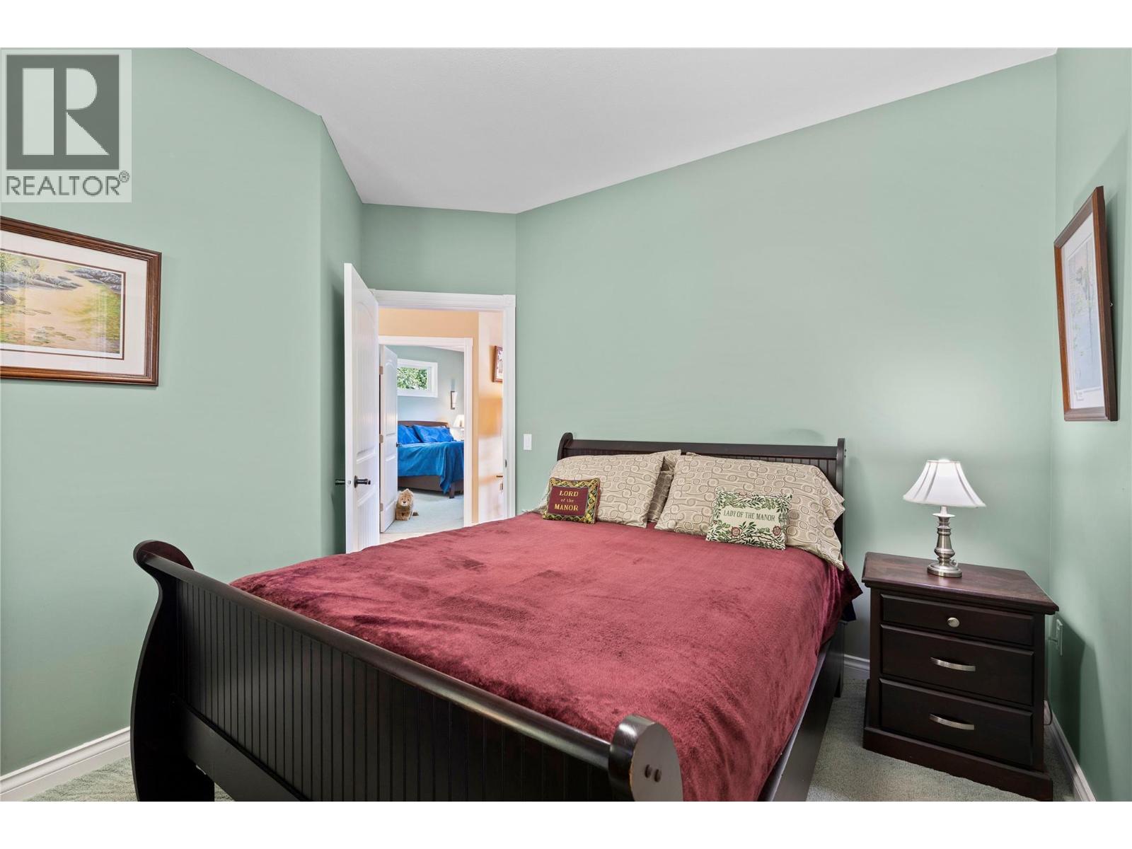 8738 Squilax Anglemont Road, St. Ives