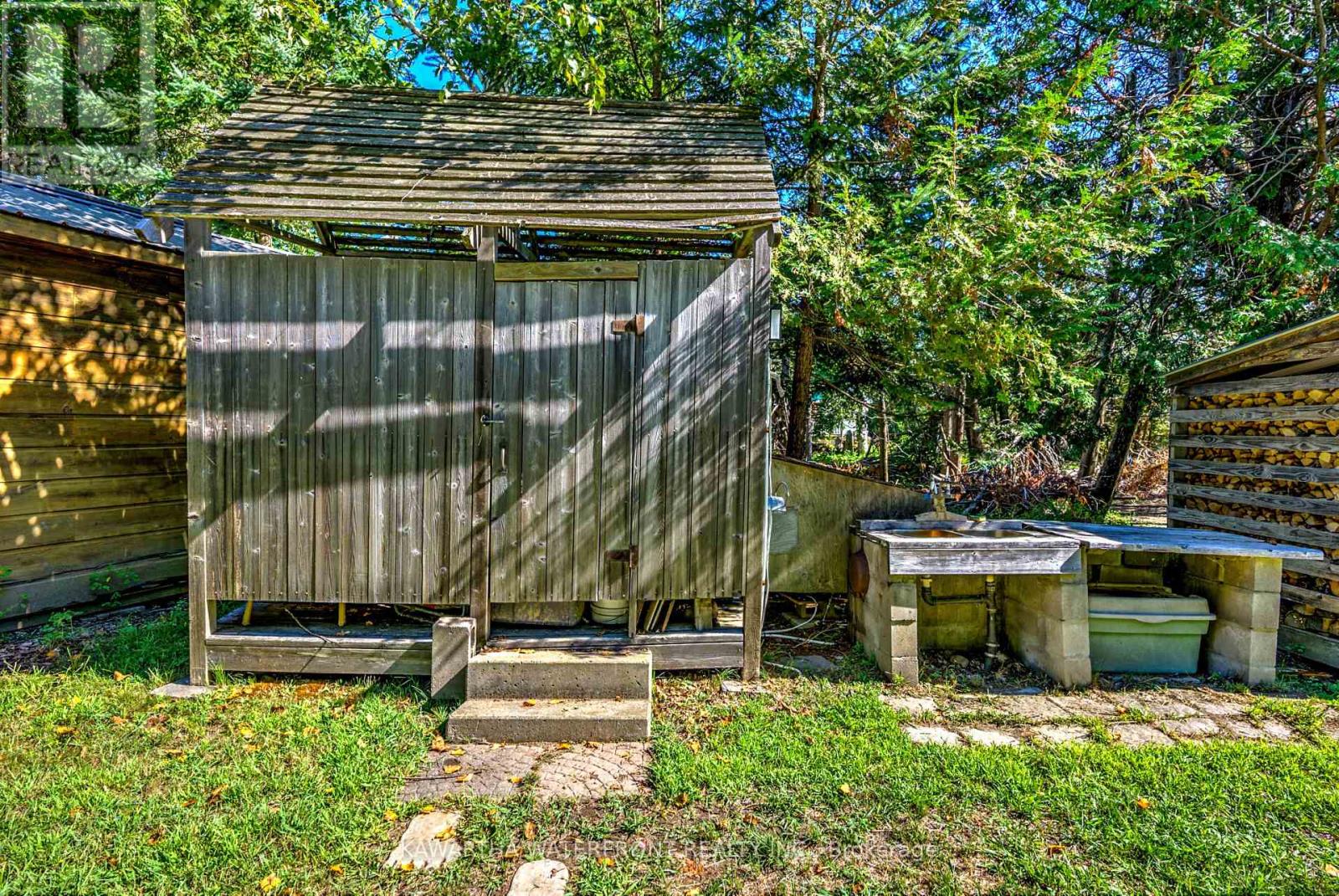 Photo 13 of 261 Shuttleworth Road, Kawartha Lakes ON