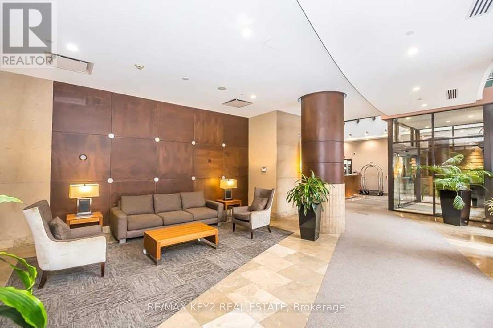 Photo 17 of 1329 15 Northtown Way, Toronto ON