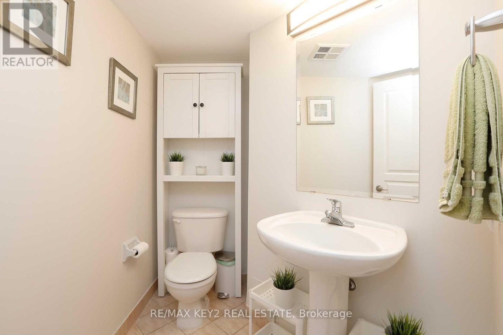 Photo 6 of 1329 15 Northtown Way, Toronto ON