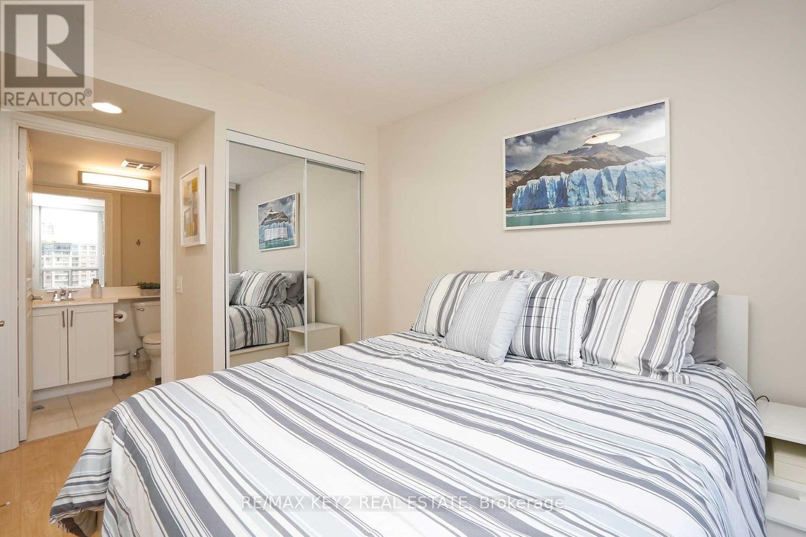 Photo 9 of 1329 15 Northtown Way, Toronto ON
