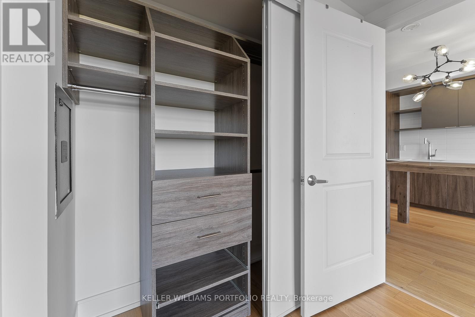 Photo 28 of 310 6 Parkwood Avenue, Toronto ON