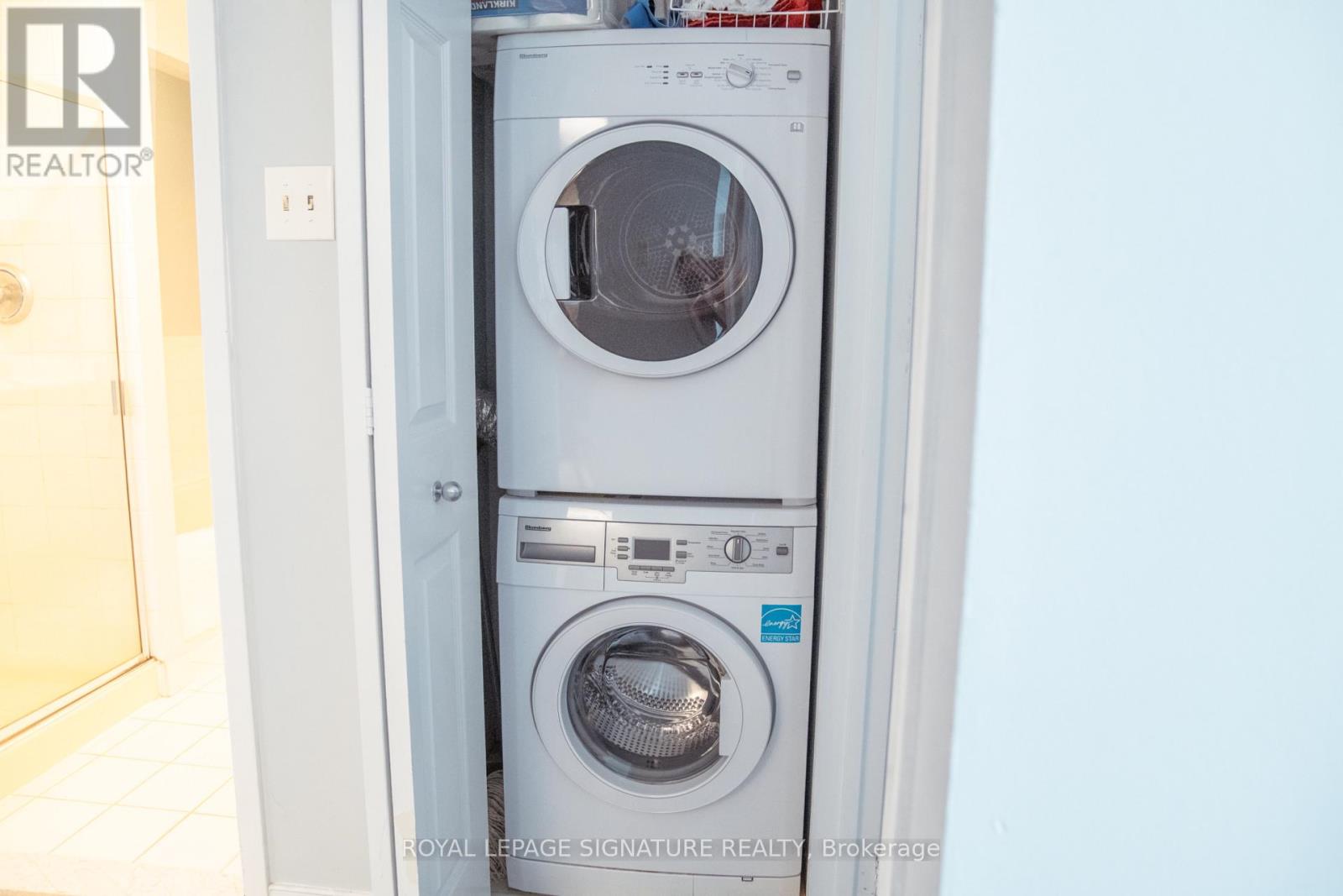 Photo 26 of 3610 99 Harbour Square, Toronto ON