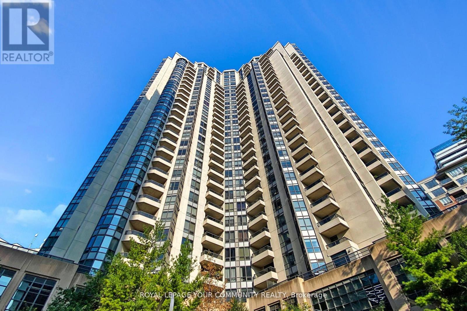 Photo 2 of 1719 500 Doris Avenue, Toronto ON