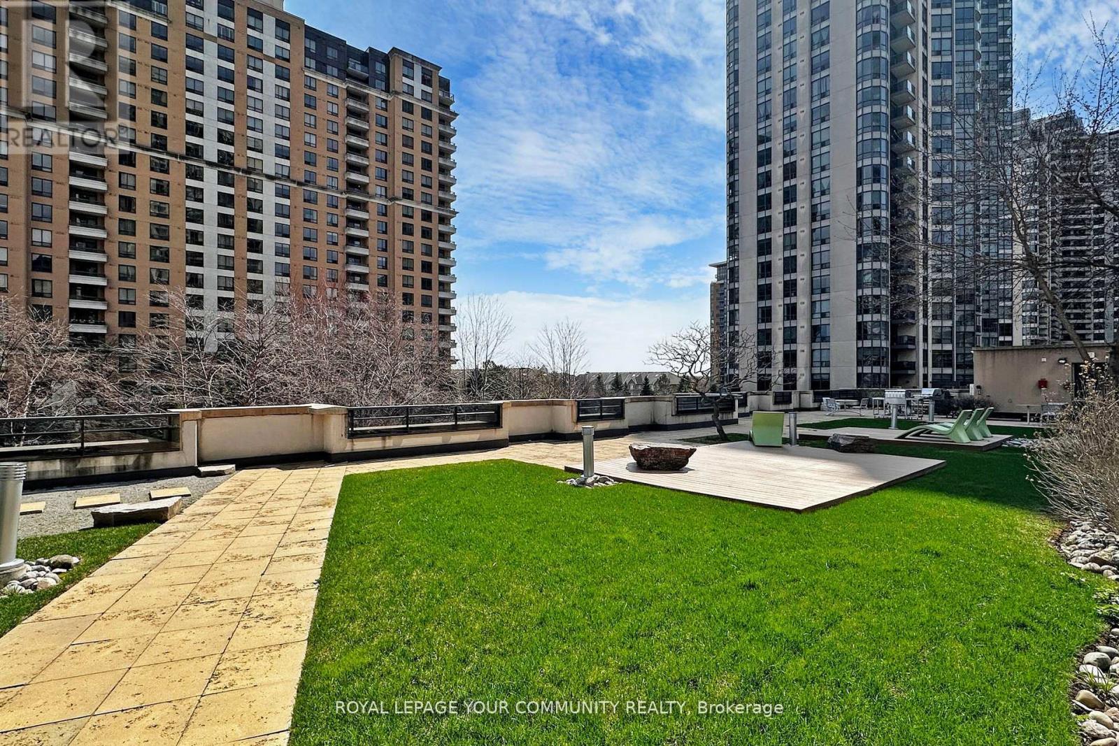 Photo 46 of 1719 500 Doris Avenue, Toronto ON