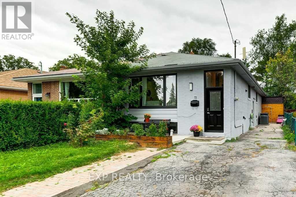 Photo 1 of Upper 72 Billington Crescent, Toronto ON