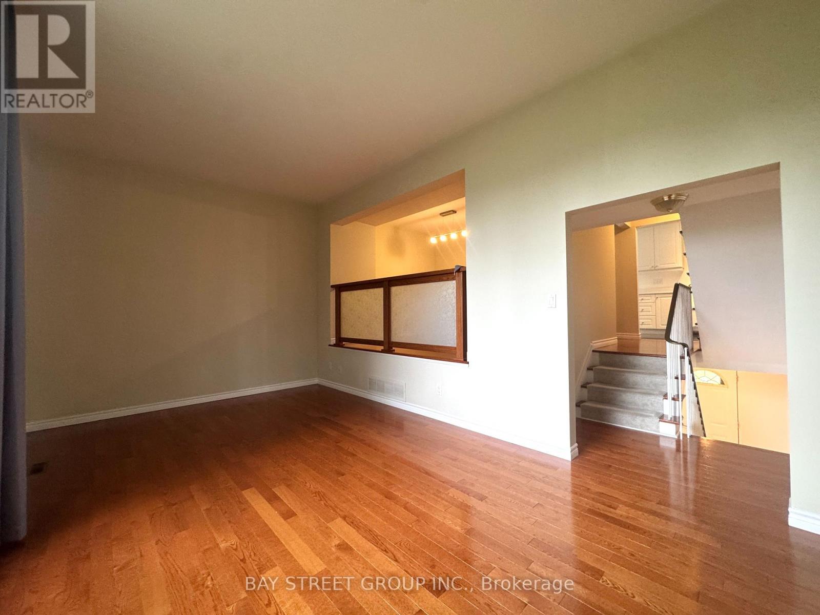 Photo 11 of 85 Laurie Shepway Way, Toronto ON