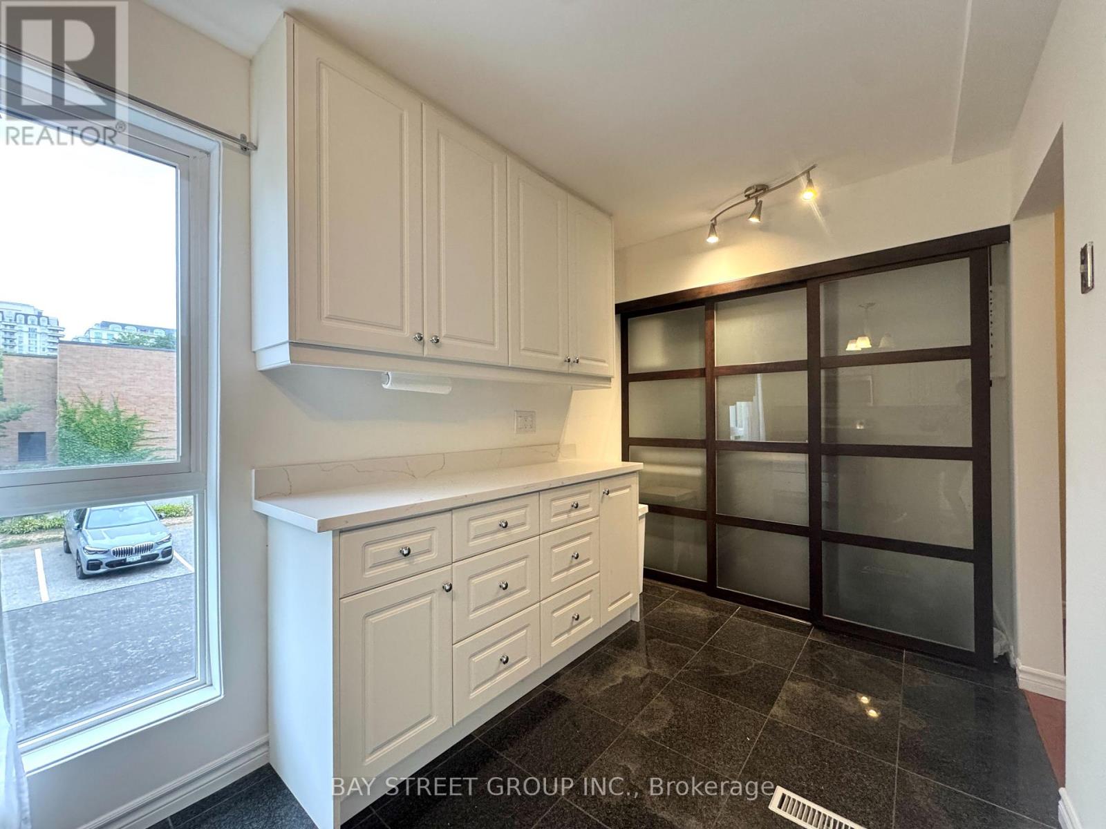 Photo 17 of 85 Laurie Shepway Way, Toronto ON