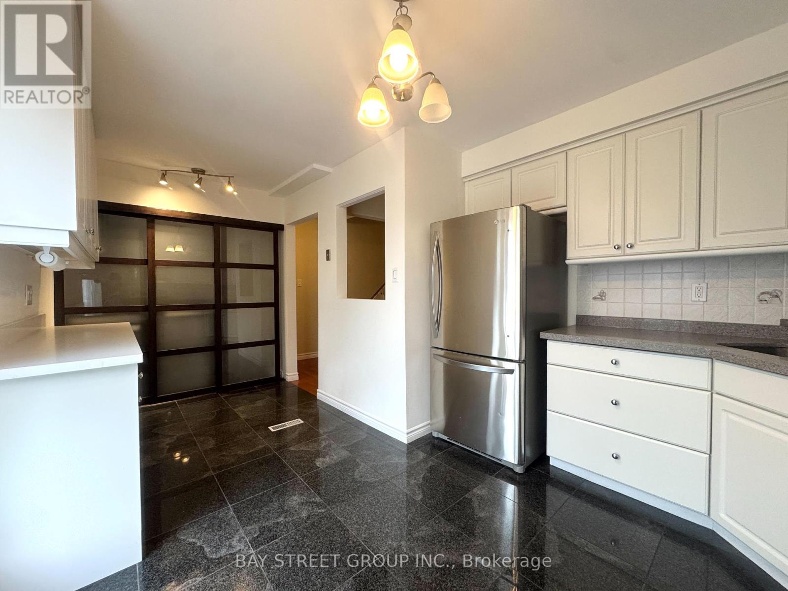 Photo 18 of 85 Laurie Shepway Way, Toronto ON