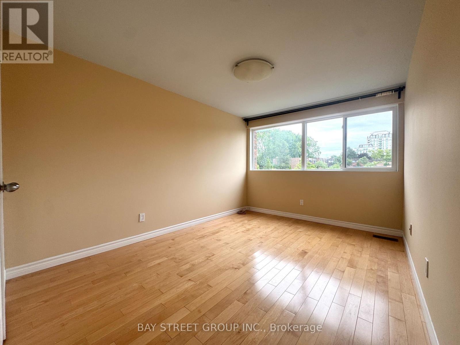 Photo 27 of 85 Laurie Shepway Way, Toronto ON