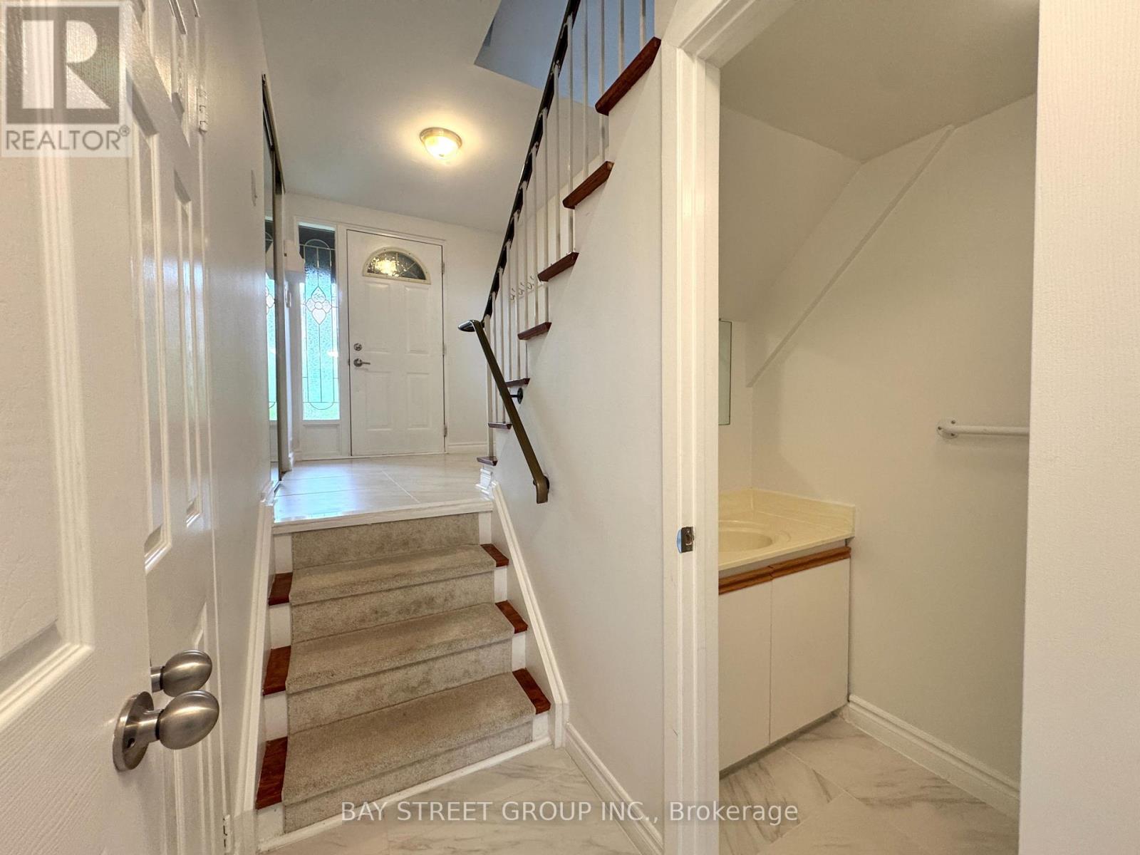 Photo 7 of 85 Laurie Shepway Way, Toronto ON