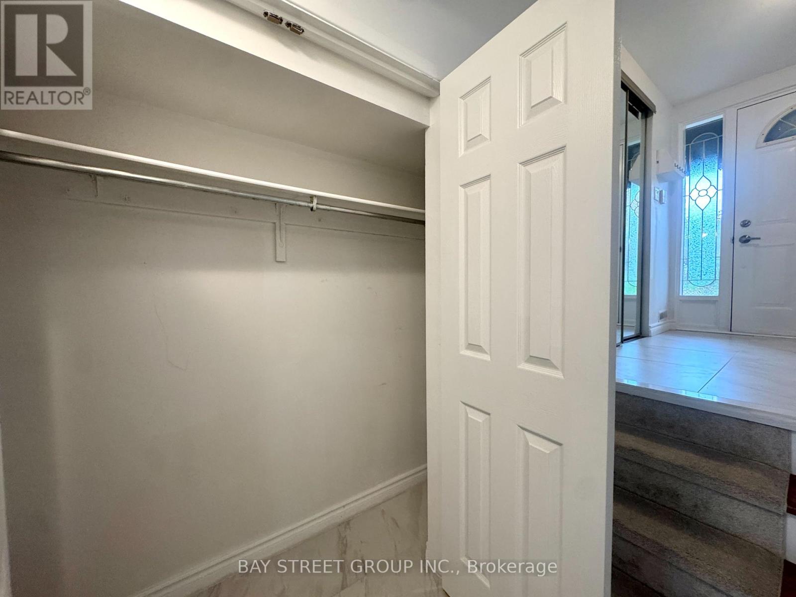 Photo 8 of 85 Laurie Shepway Way, Toronto ON