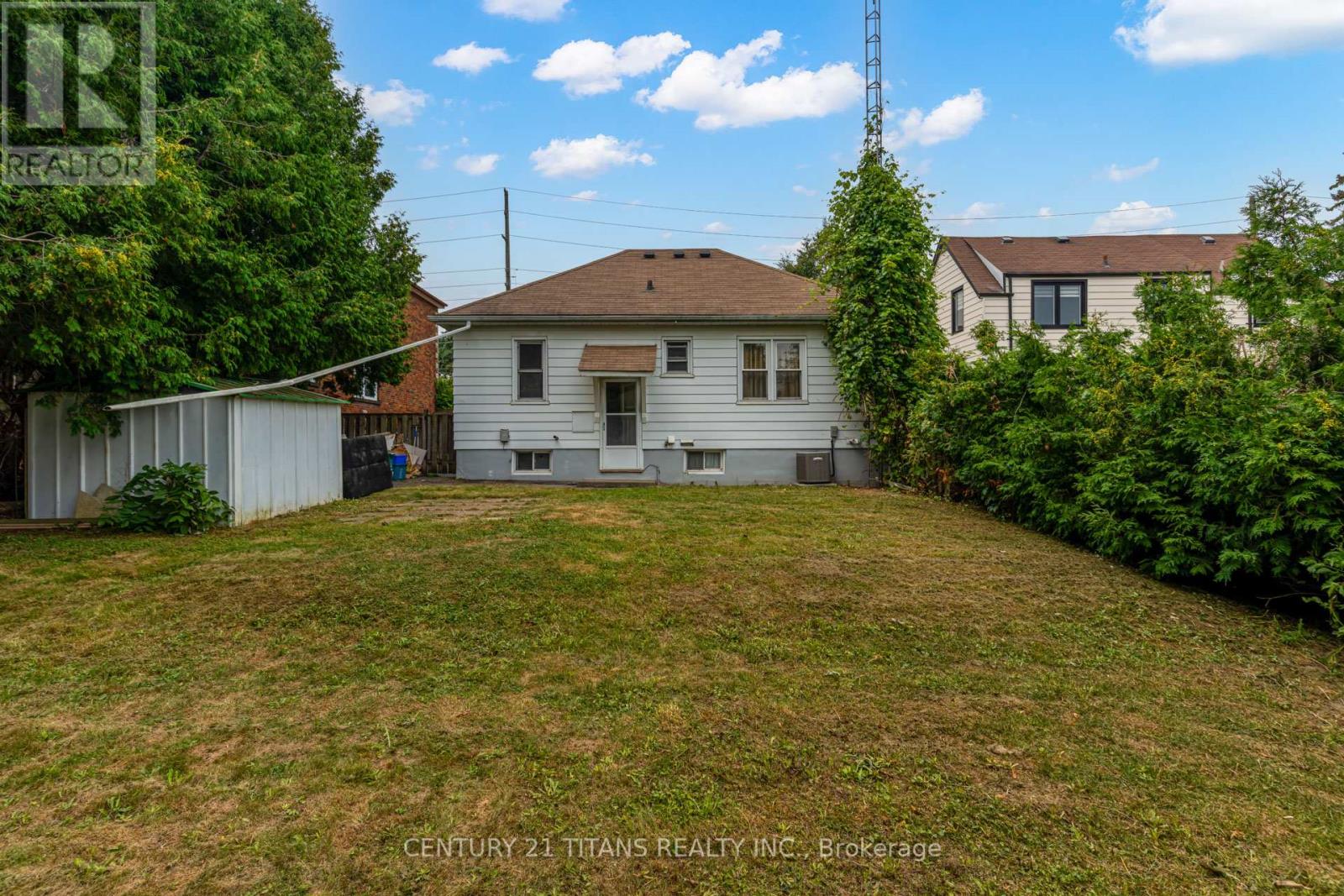 Photo 40 of 107 Wilson Road N, Oshawa ON