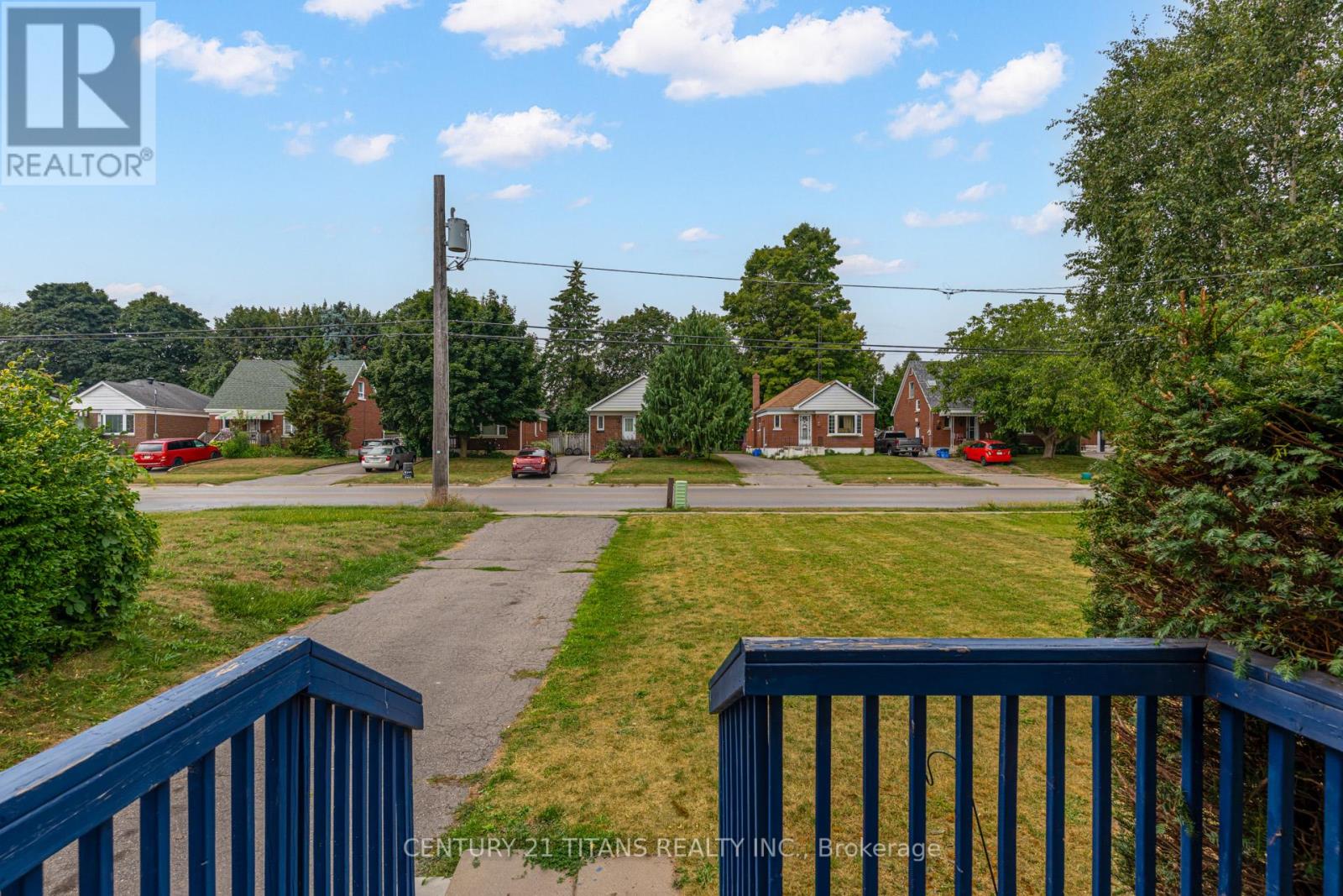 Photo 6 of 107 Wilson Road N, Oshawa ON