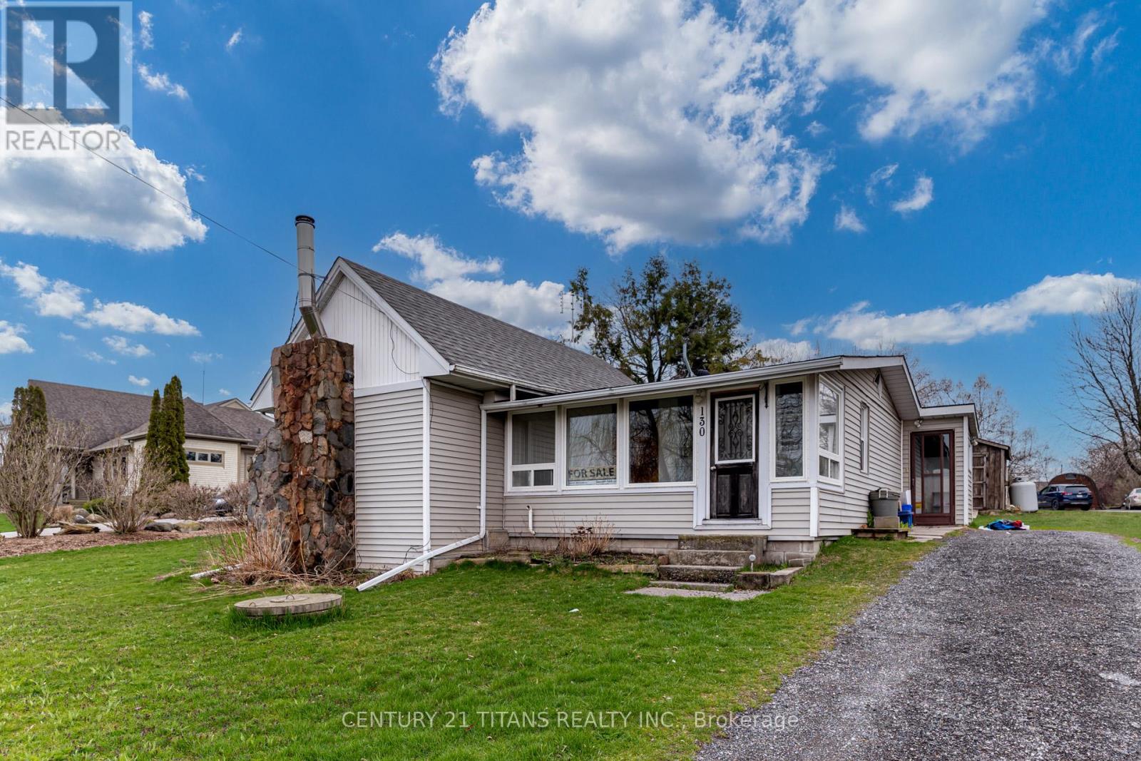 Photo 2 of 130 West Beach Road, Clarington ON