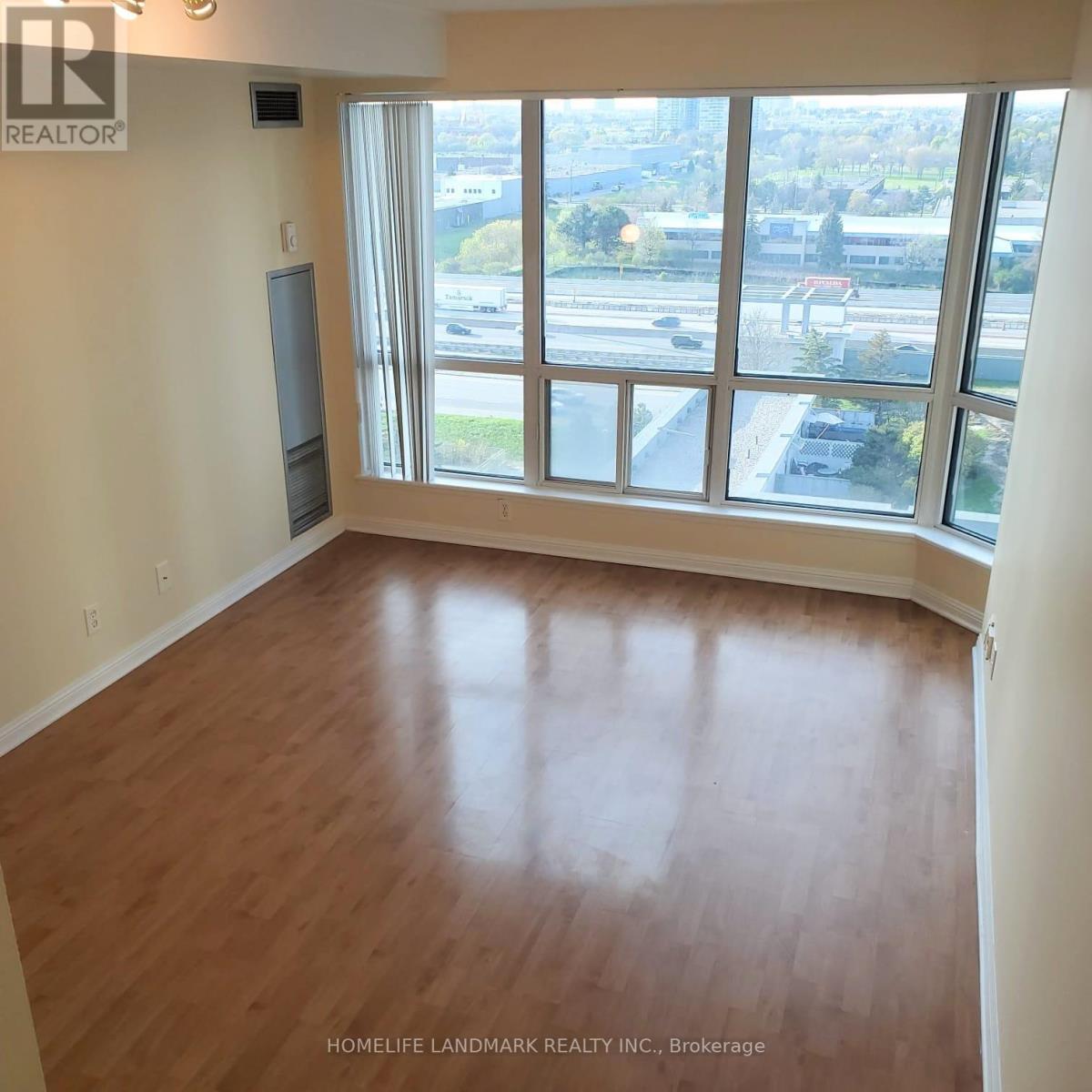 Photo 1 of 1115 8 Lee Centre Drive, Toronto ON