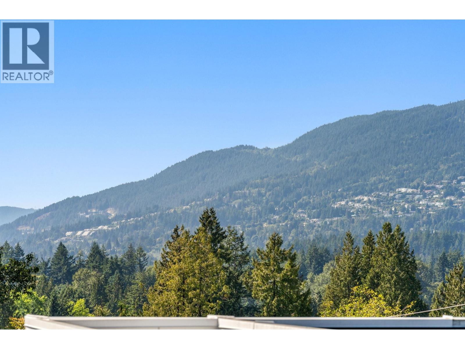 Photo 8 of 309 135 W 21st Street, North Vancouver BC