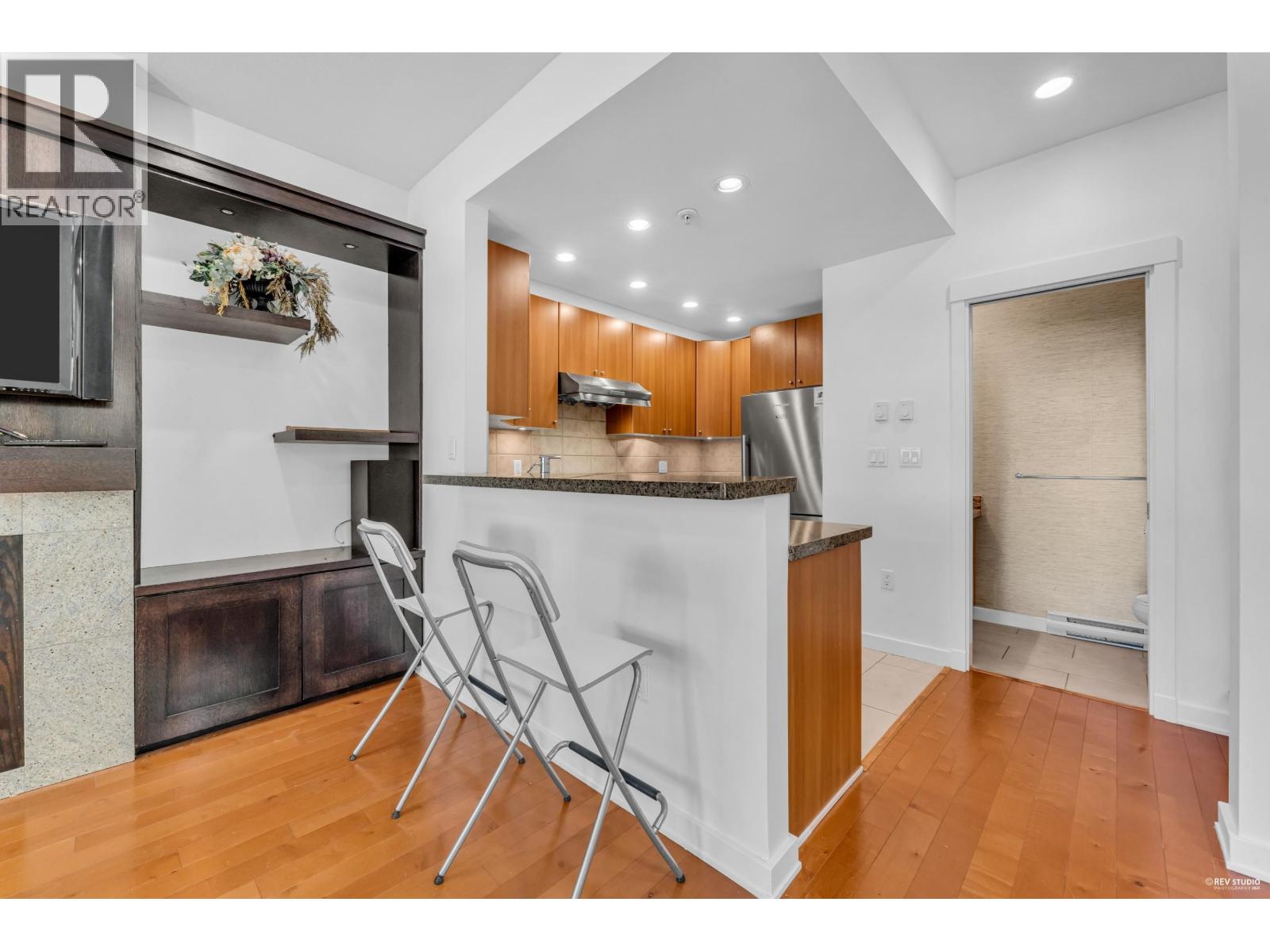 Photo 11 of 7401 Columbia Street, Vancouver BC