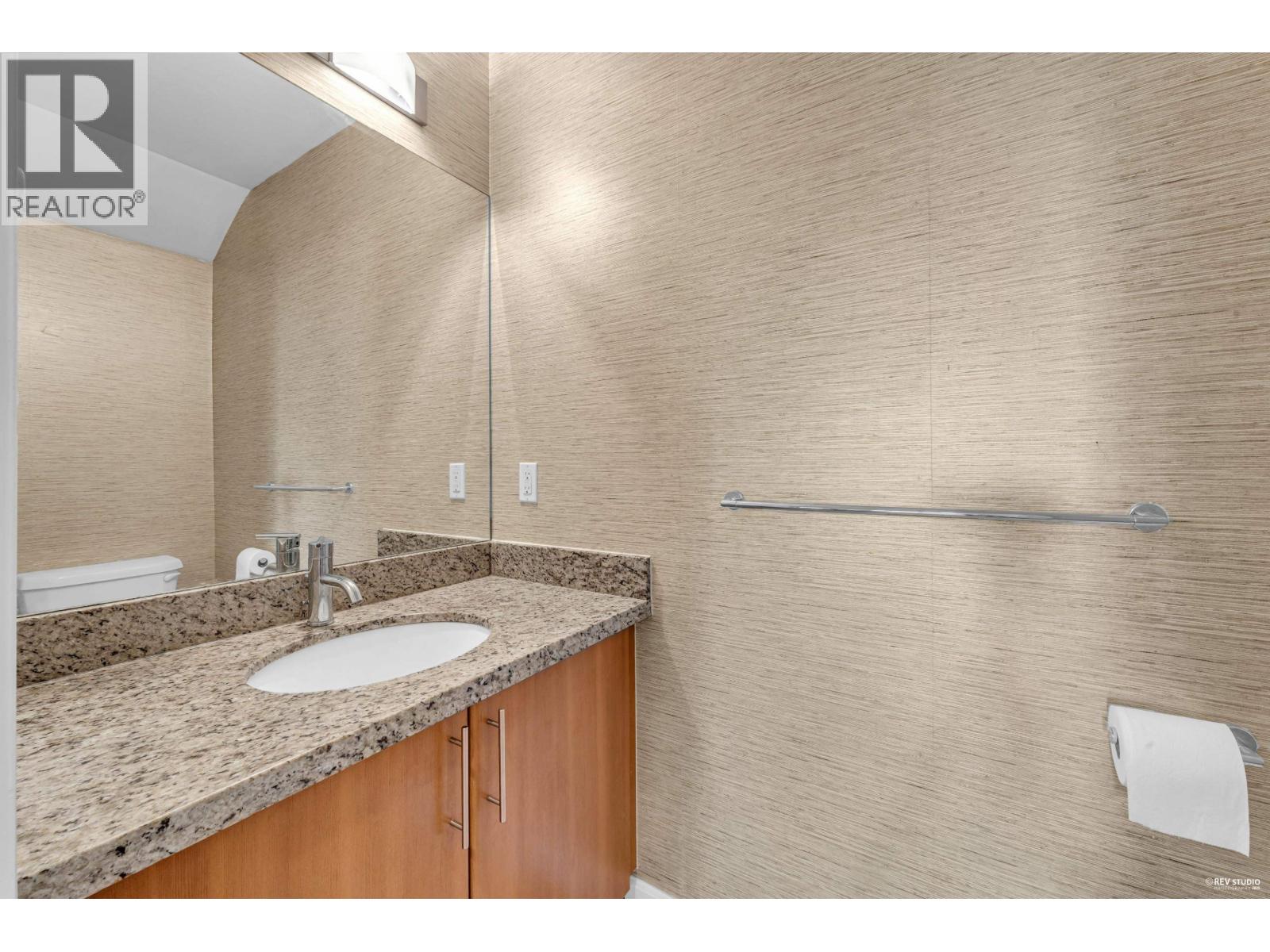 Photo 16 of 7401 Columbia Street, Vancouver BC