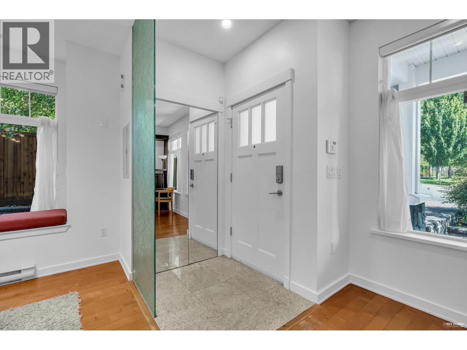 Photo 2 of 7401 Columbia Street, Vancouver BC