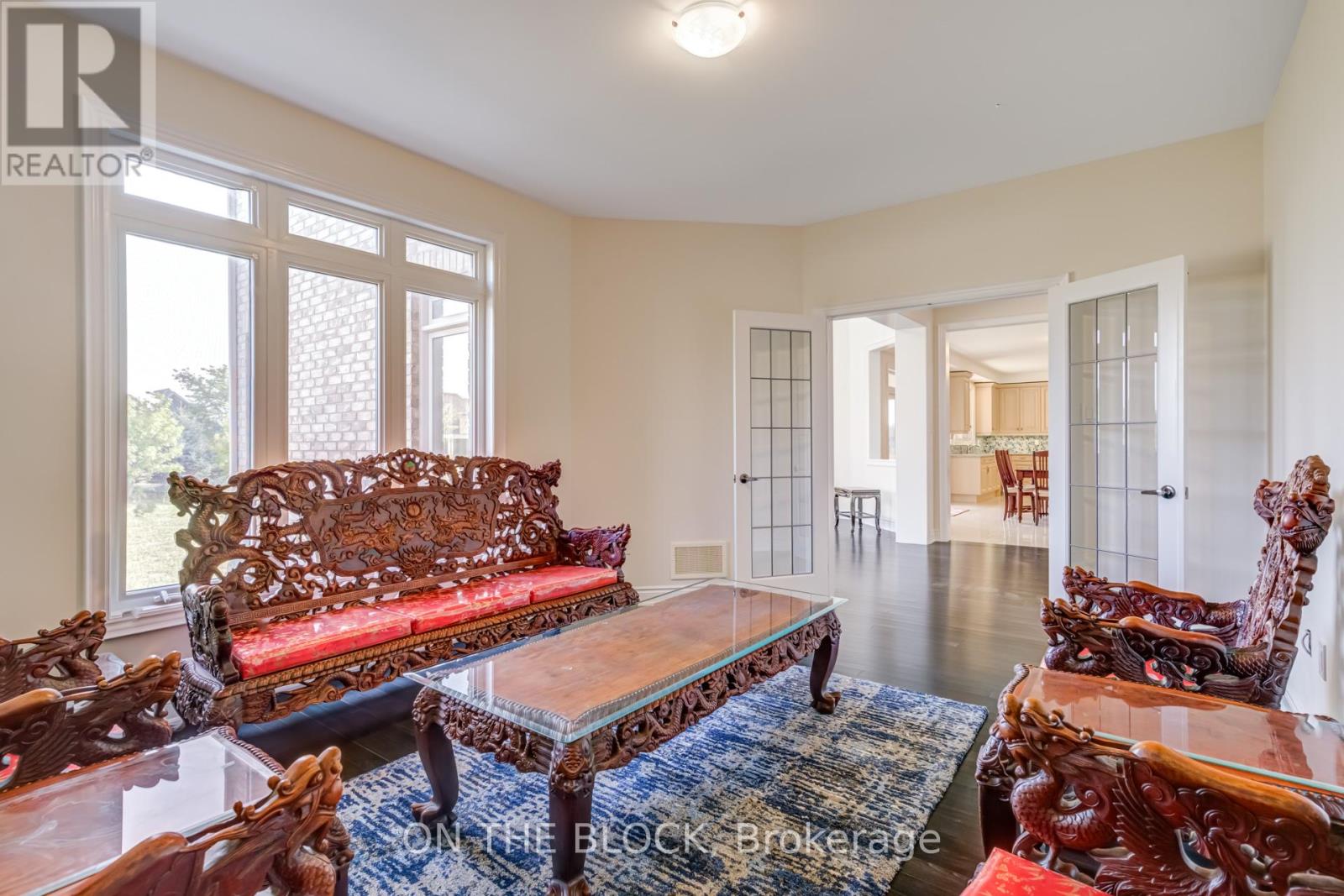 Photo 32 of 24 Whitewood Drive, Whitchurchstouffville ON