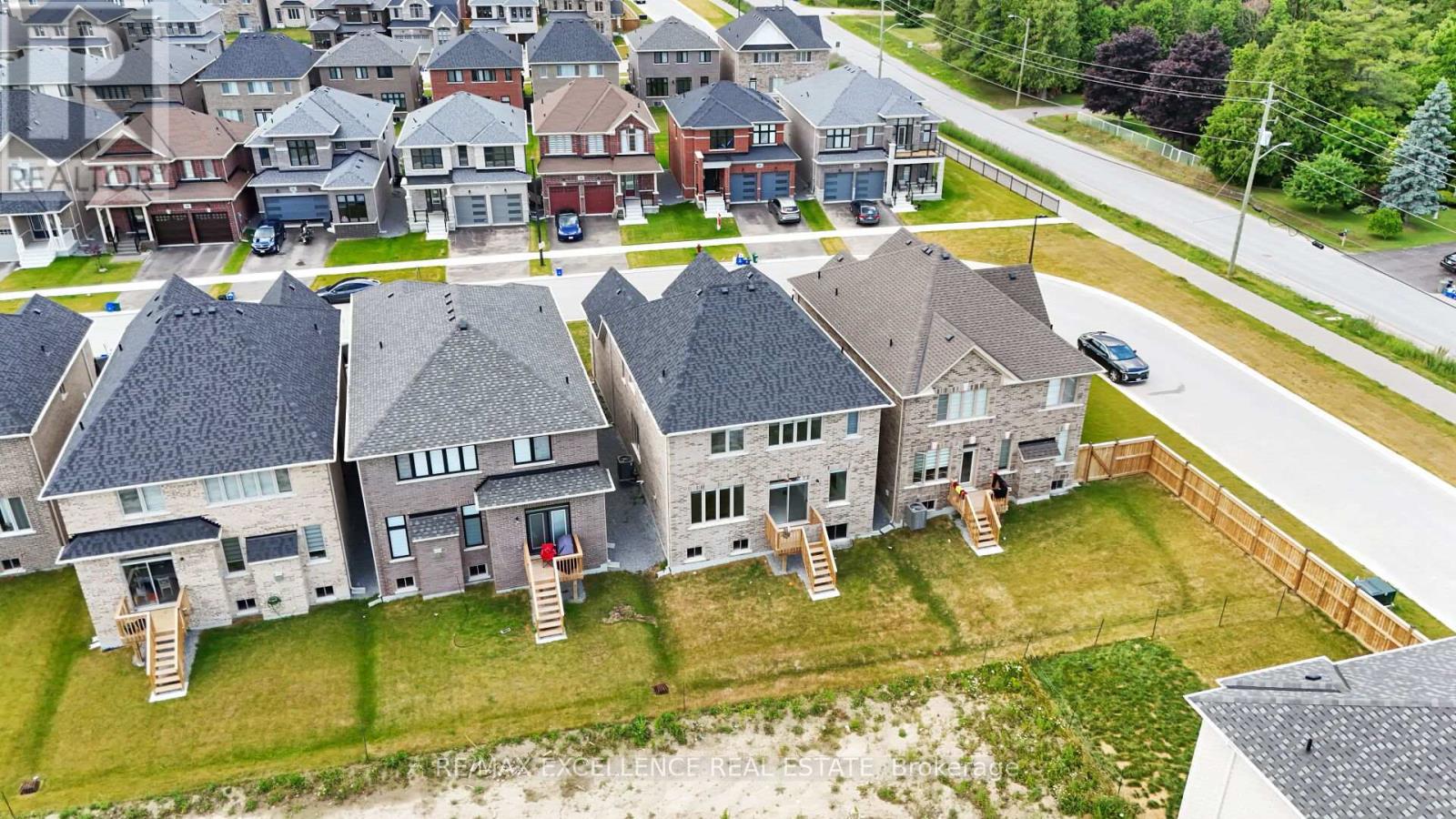Photo 49 of 25 Sam Battaglia Crescent, Georgina ON
