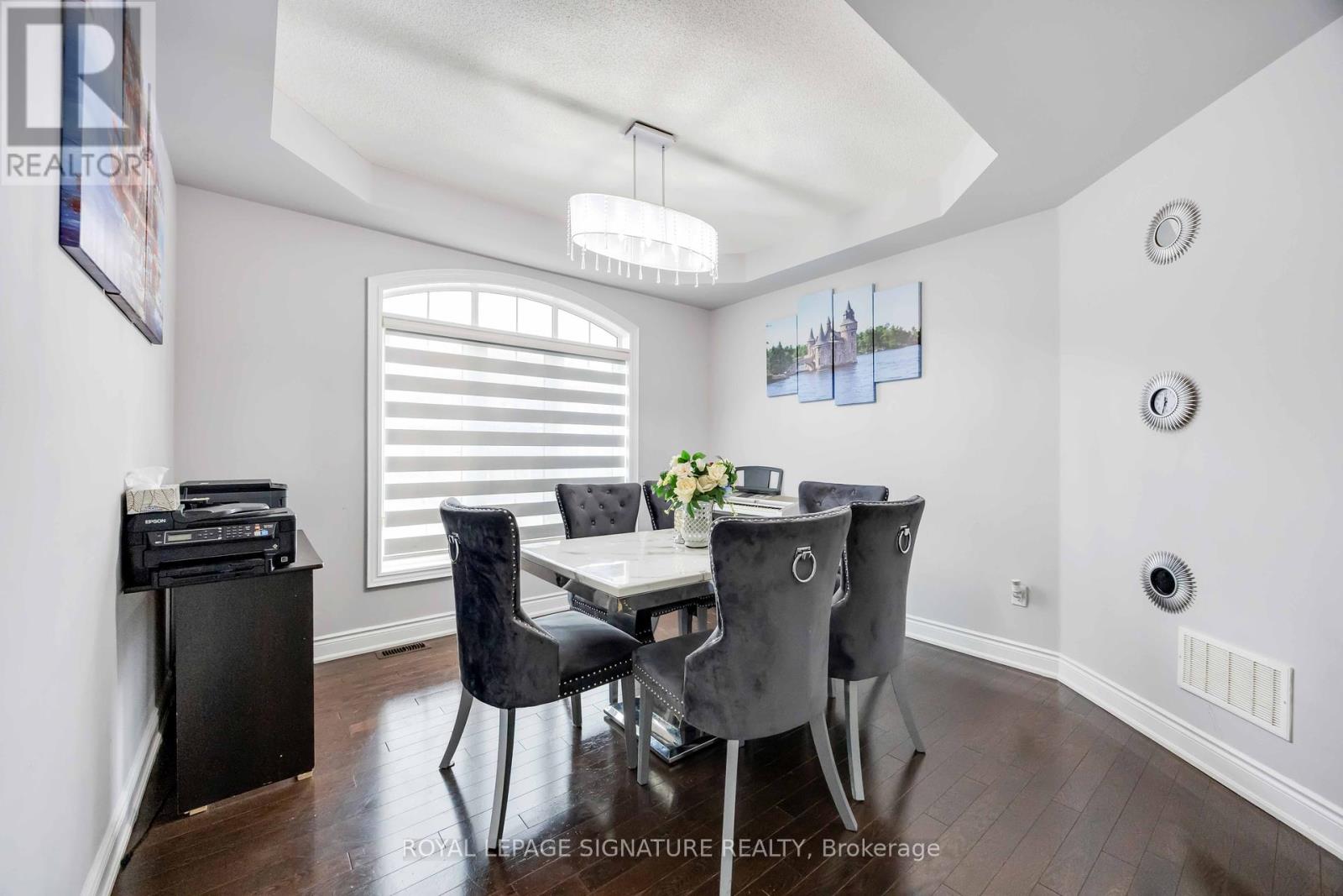 Photo 17 of 189 Algoma Drive, Vaughan ON