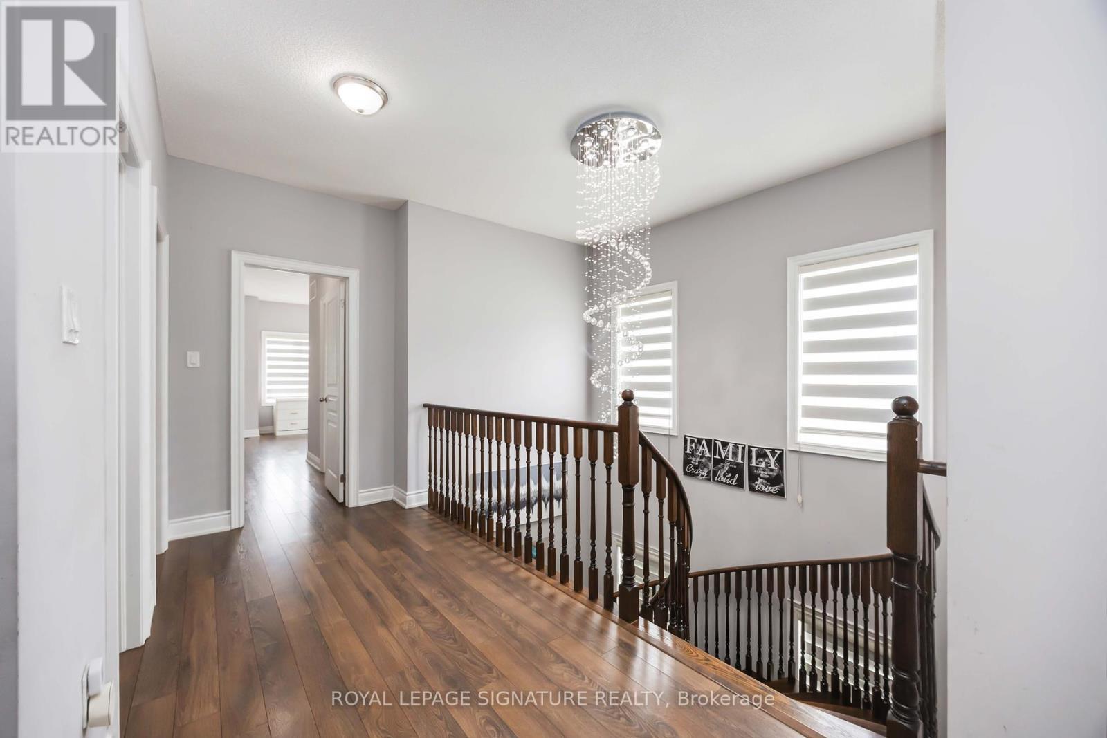 Photo 20 of 189 Algoma Drive, Vaughan ON